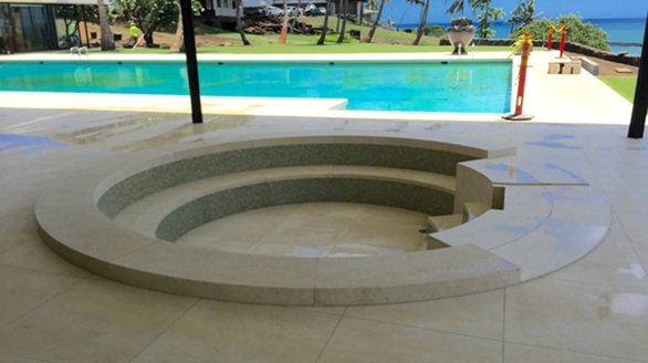 sunkenbar 586x328