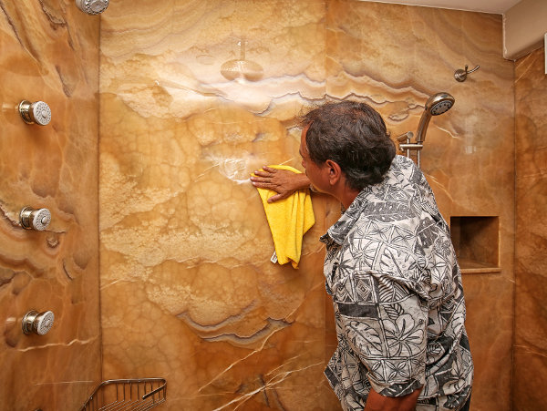 onyx 600x451 compressed